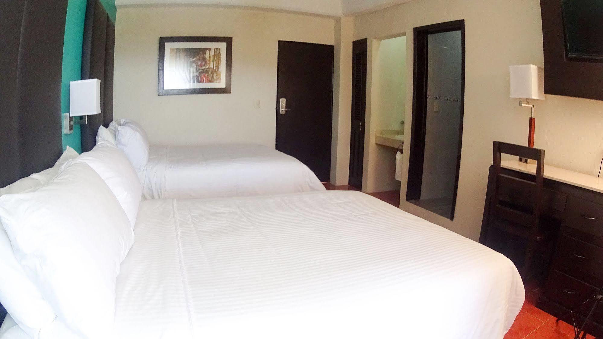 Hotel Santa Fe Tlatlauquitepec Bagian luar foto
