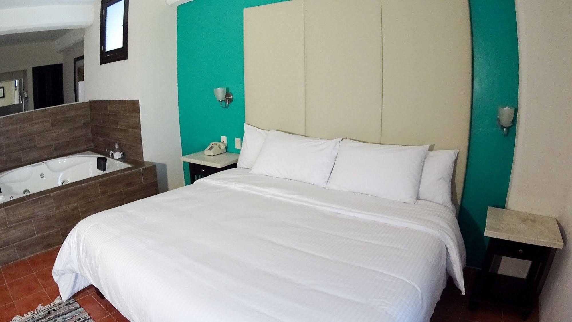 Hotel Santa Fe Tlatlauquitepec Bagian luar foto