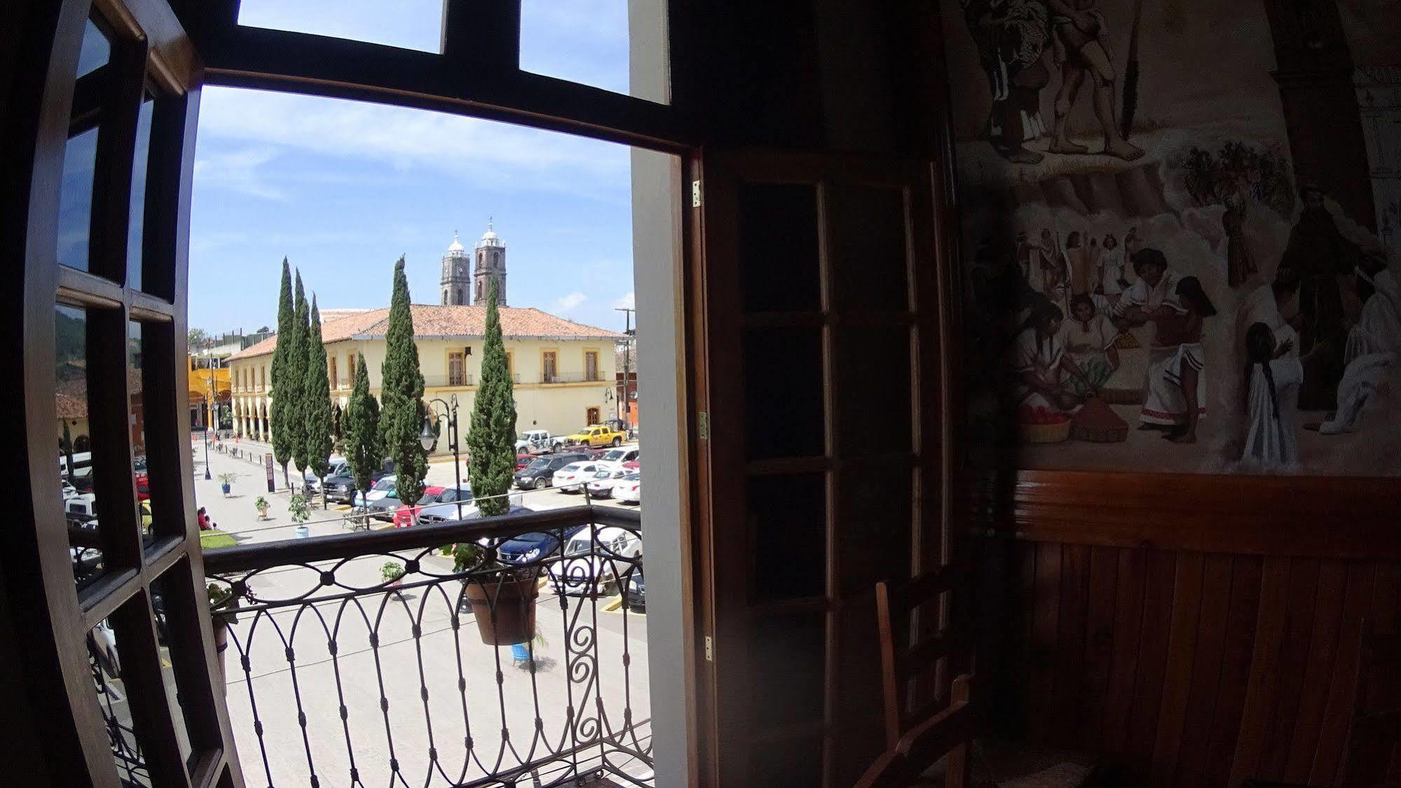 Hotel Santa Fe Tlatlauquitepec Bagian luar foto